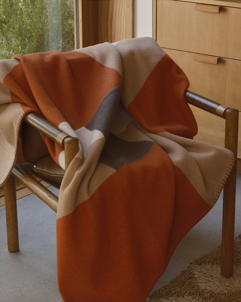 Oran | rufous orange