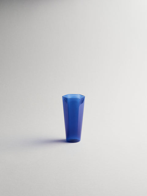 Nini Bevanda | Lyons Blue