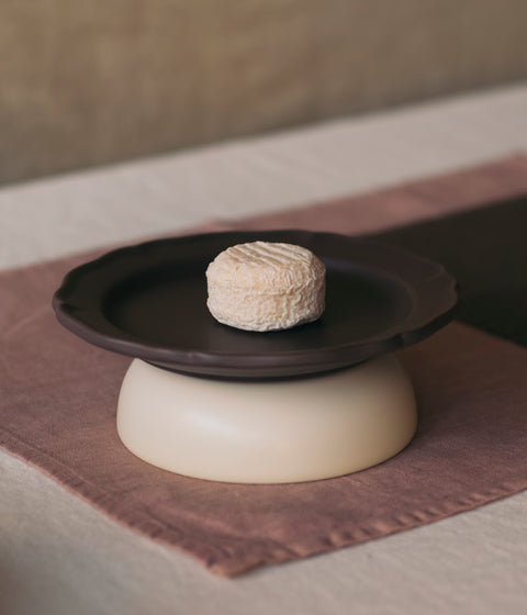 Festone Small Flat Plate | Mocha Brown