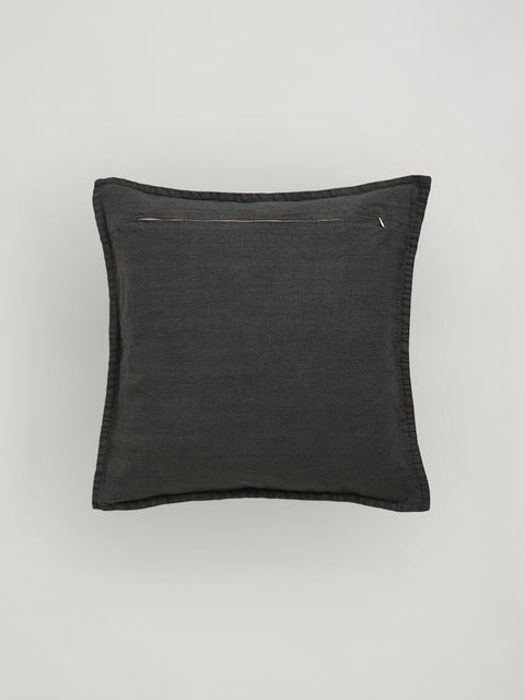 Tela Cushion | Carnico Gray