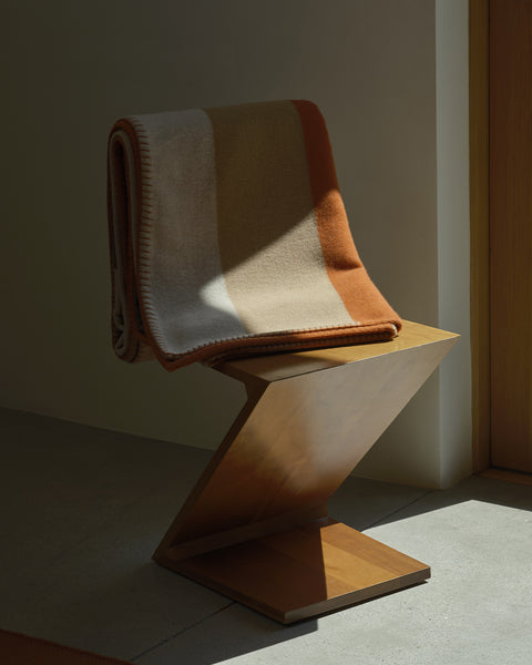 Oran | rufous orange